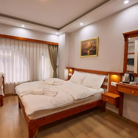 Sabina Hotel Near Grand Bazaar, City Center Istanbul Exterior photo
